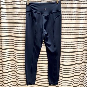 Lululemon blue leggings size 6